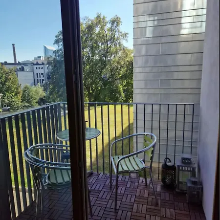 Modern 10 Min From C-station! * Oslo