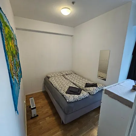 Modern 10 Min From C-station! Oslo